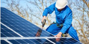 Installation Maintenance Panneaux Solaires Photovoltaïques à Dirol